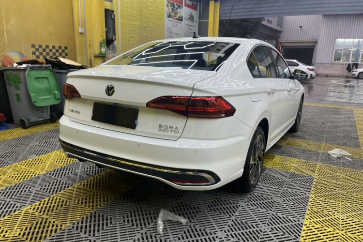 Used Volkswagen Bora 2025 300TSI DSG Prestige Edition
