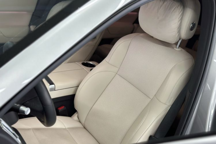 Used Li Auto L9 2024 Pro Model
