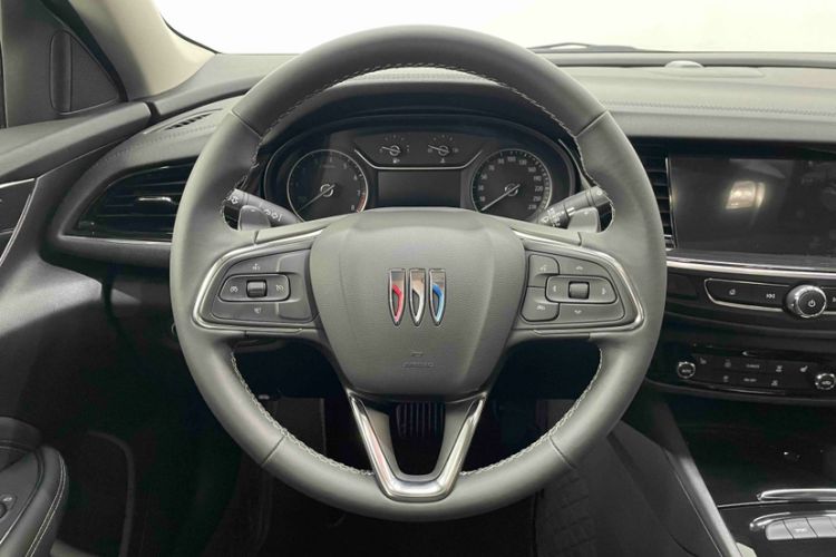 Used Buick Regal 2025 Model 25T Ultra-Enjoyment Edition Steering Wheel