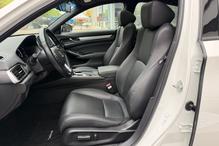 Used Honda Inspire 2022 260TURBO Elegant Edition Left Front Seat