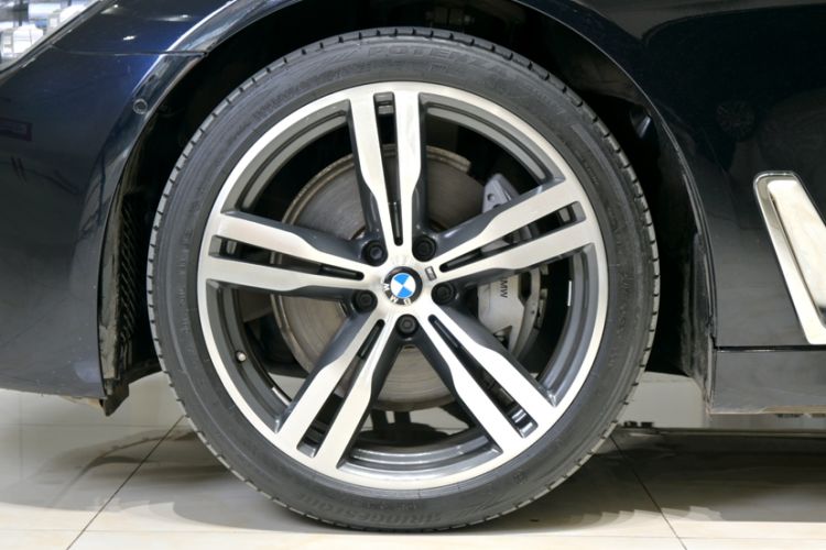 Used BMW 7 Series 2018 740Li xDrive Luxury Edition M Sport Package Exterior 7
