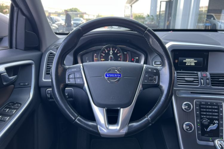 Used Volvo XC60 2016 T5 Smart Version