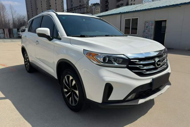 Used GAC Trumpchi GS4 2018 235T Manual Two-Wheel Drive Elite Edition Exterior 2
