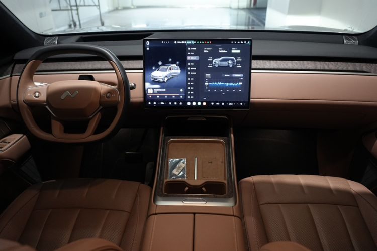 Used ONVO Luxeed L90 2025 Model—Ultra Six-Seater Version Interior 5