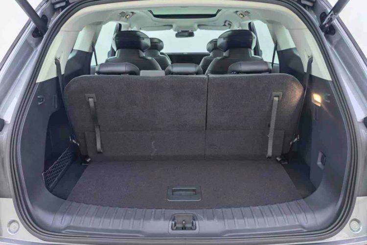 Used Ford Edge 2025 Ford Explorer L 2.0T EcoBoost E-Hybrid Four-Wheel-Drive 7-Seater Supreme Model
