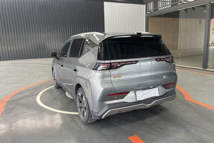 Used AION Y 2022 70 Intelligent Edition Lithium Iron Phosphate
