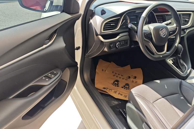 Used Buick GT 2021 Revised Version Flagship 1.5L Automatic Entry-Level Trim Interior 3