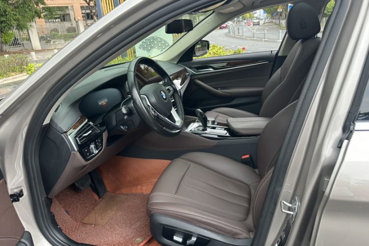 Used BMW 5 Series 2019 525Li Luxury Package