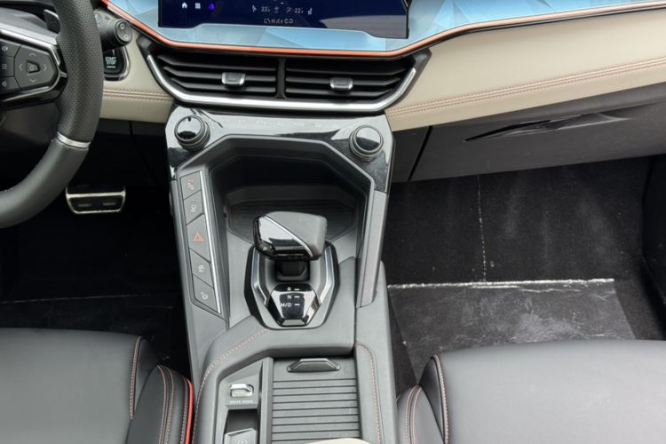 Used Lynk & Co 06 2020 1.5T YAO Halo
