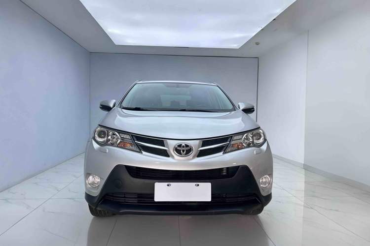 Used Toyota RAV4 2015 2.5L Automatic 4x4 Elite Edition

