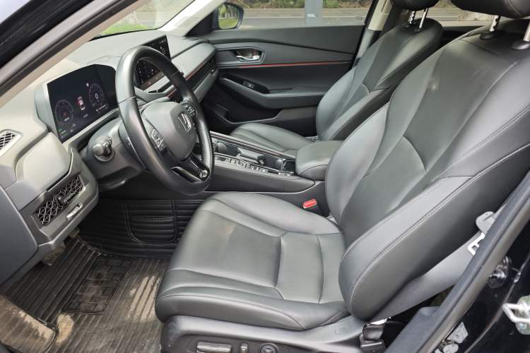 Used Honda Accord New Energy 2023 2.0L ePHEV Luxury Edition Interior 2