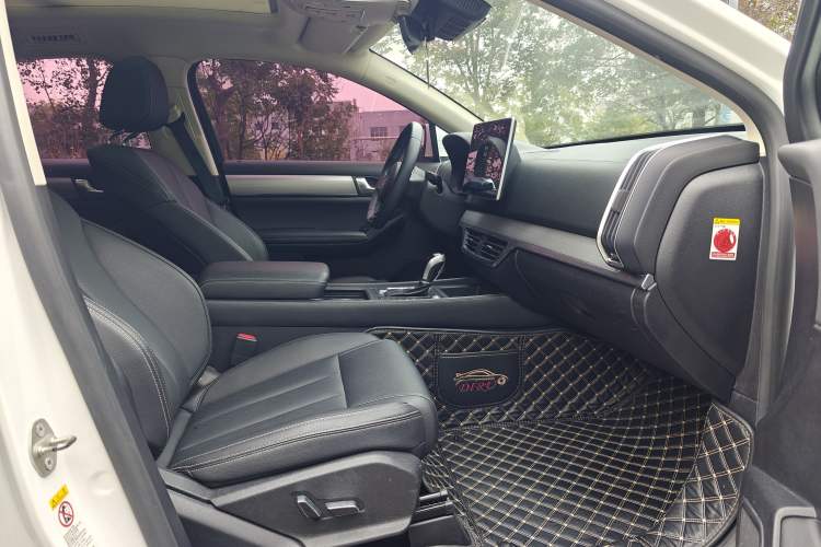 Used BYD Tang 2018 2.0T Automatic SmartConnect Prestige 7-Seater China V Standard