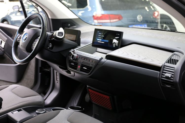 Used BMW i3 2019 Fast Charging Edition
