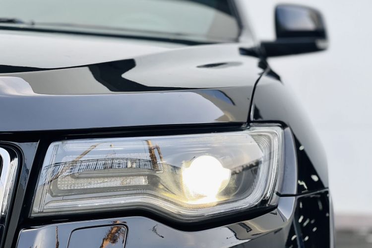 Used Jeep Grand Cherokee 2020 3.0L Professional Navigation Edition