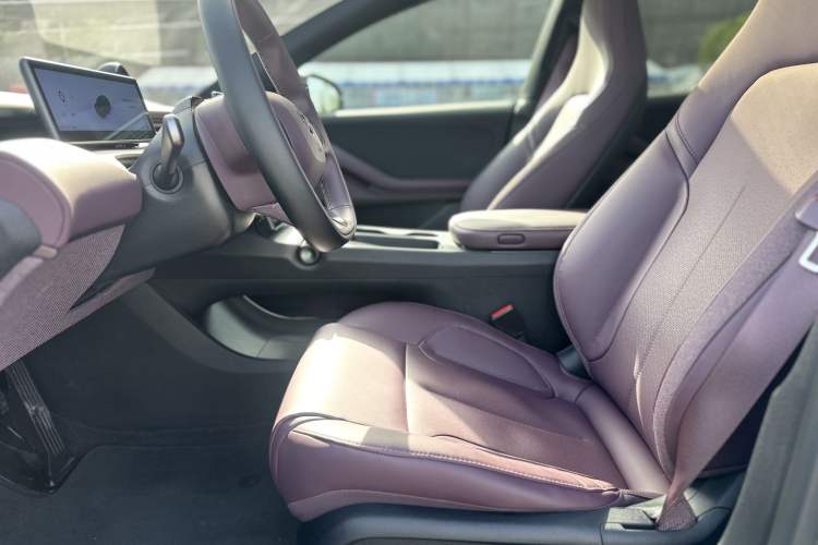 Used Nio ET5T 2024 75kWh Touring Interior 5