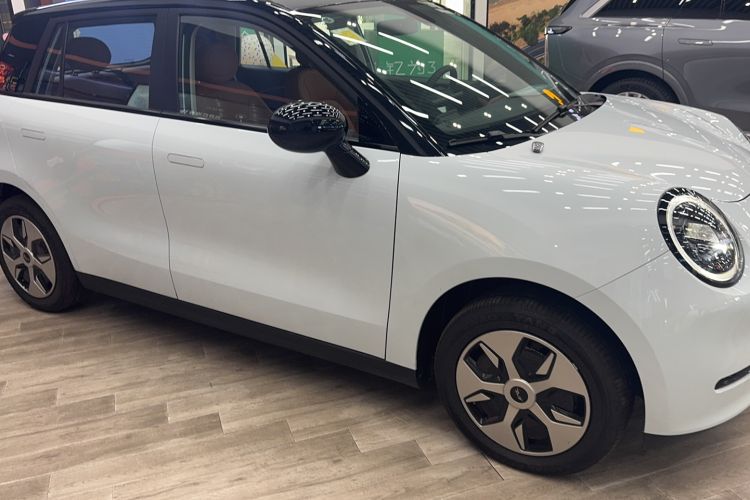 Used JAC Yiwei 3 2024 Zhi'ai Edition 330km Air Exterior 3