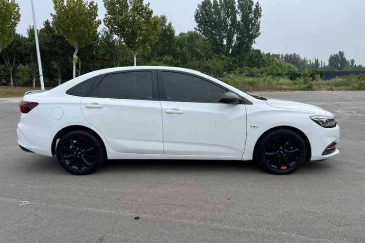 Used Chevrolet Monza 2020 Light Hybrid Redline 320T Dual-Clutch Joyful Edition