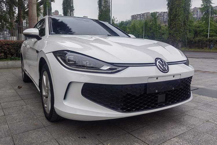 Used Volkswagen Lamando 2022 Lingdu L 280TSI DSG Spicy Edition
