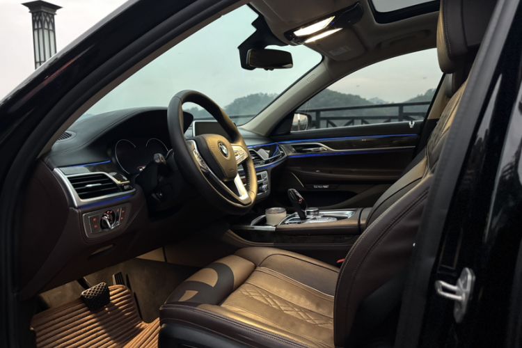 Used BMW 7 Series 2018 730Li Luxury Model Excellence Package