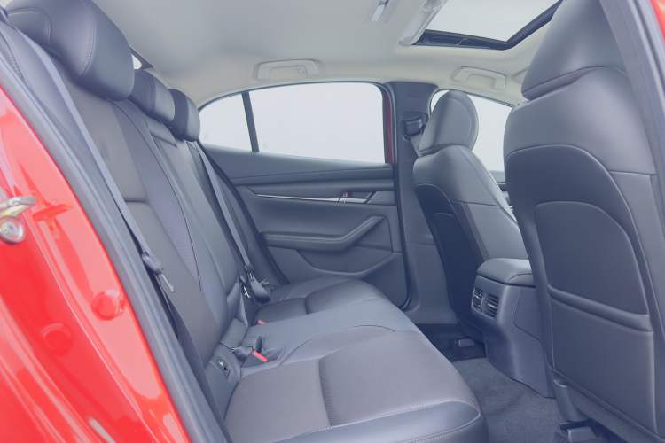 Used Mazda Mazda 3 Axela 2020 1.5L Automatic Luxury Version