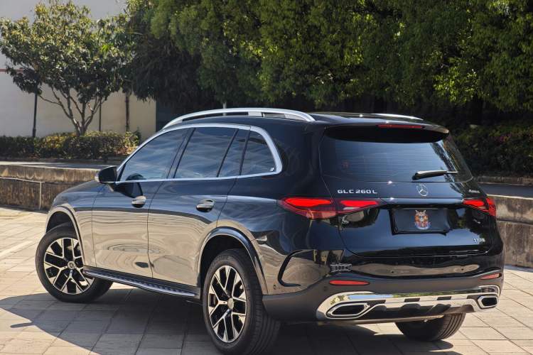 Used Mercedes-Benz GLC 2024 Facelifted GLC 260 L 4MATIC Luxury Version 5 Seats