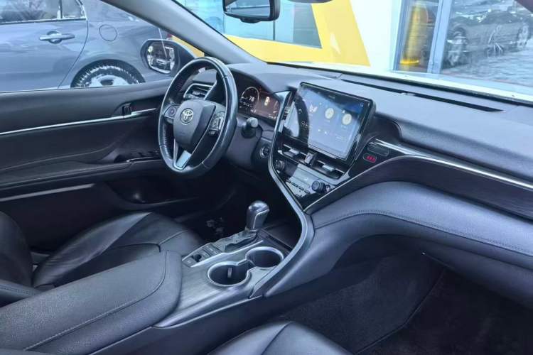 Used Toyota Camry 2021 2.5G Luxury Edition