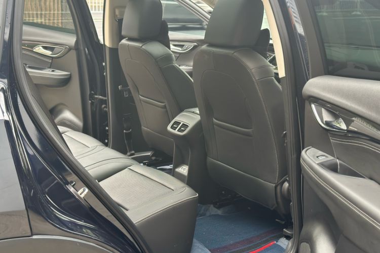 Used Buick Envision 2022 Encore Plus 652T Five-Seat Luxury Model Interior 7