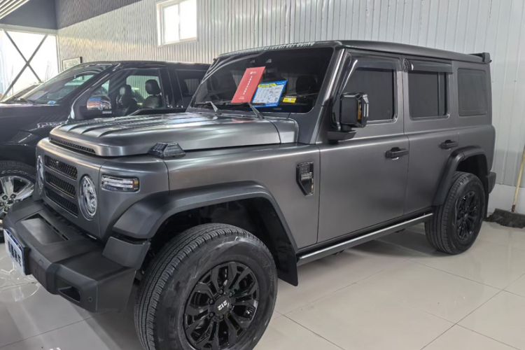 Used 212 T01 2024 2.0T Explorer