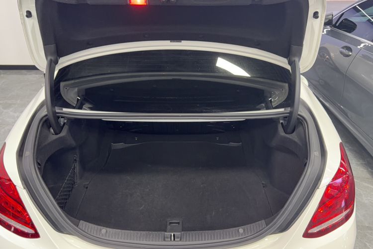 Used Mercedes-Benz C-Class 2017 C 200 Sport Edition Trunk