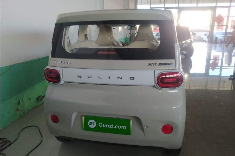 Used Wuling Hongguang MINIEV 2024 3rd Generation 215km Youth Edition