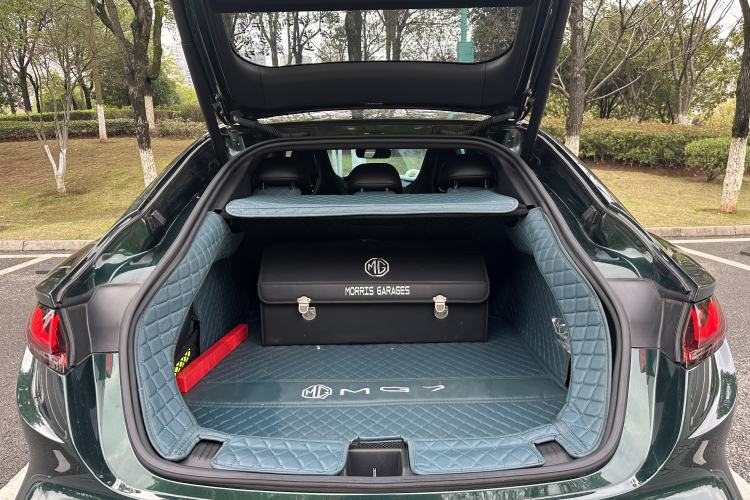 Used MG 7 2023 2.0T Automatic Trophy+ Ignition Glory Edition