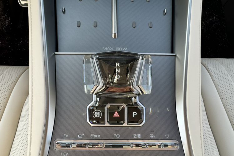 Used Denza Z9GT 2024 1100 Four-Wheel Drive Max Edition