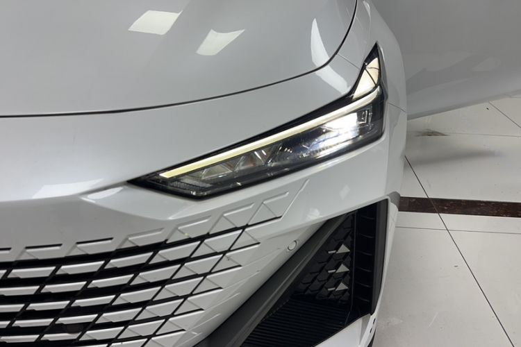 Used CHANGAN UNI-V 2022 1.5T Prestige Version Left Front Headlight