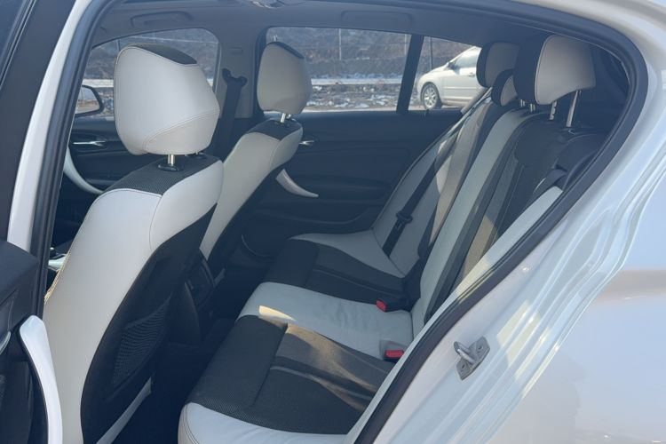 Used BMW 1 Series 2015 118i Urban Design Package Interior 2