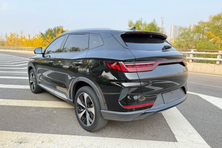 Used BYD Song PLUS New Energy 2021 DM-i 100KM Four-Wheel Drive Flagship PLUS
