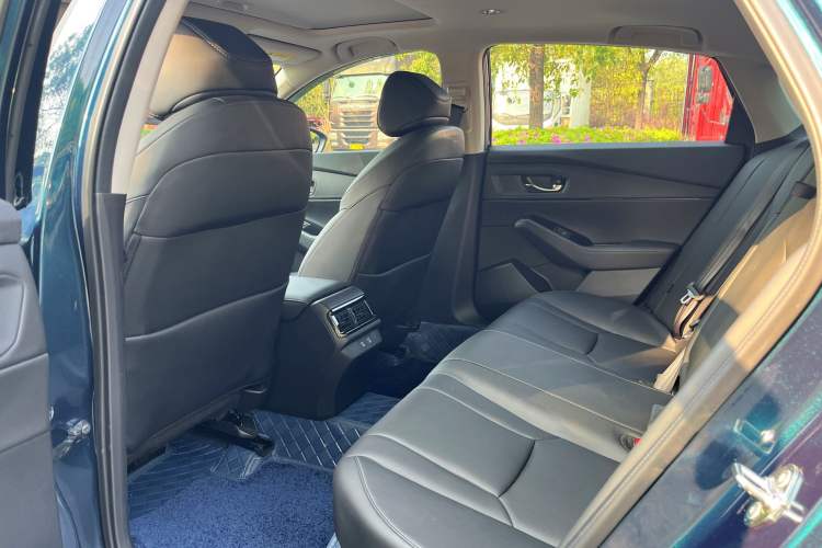 Used Honda Inspire 2023 260TURBO Deluxe Edition Roof