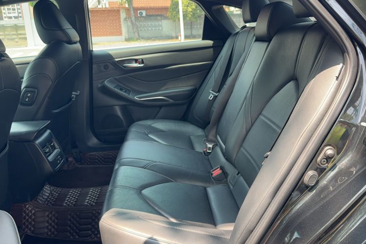 Used Toyota Avalon 2023 2.0L Premium Edition