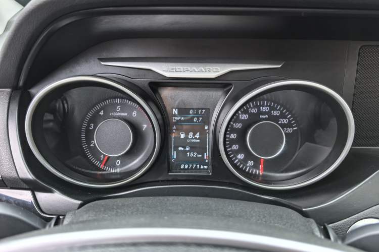 Used Leopaard CS10 2017 2.0T Automatic Urban Version Odometer Close Up