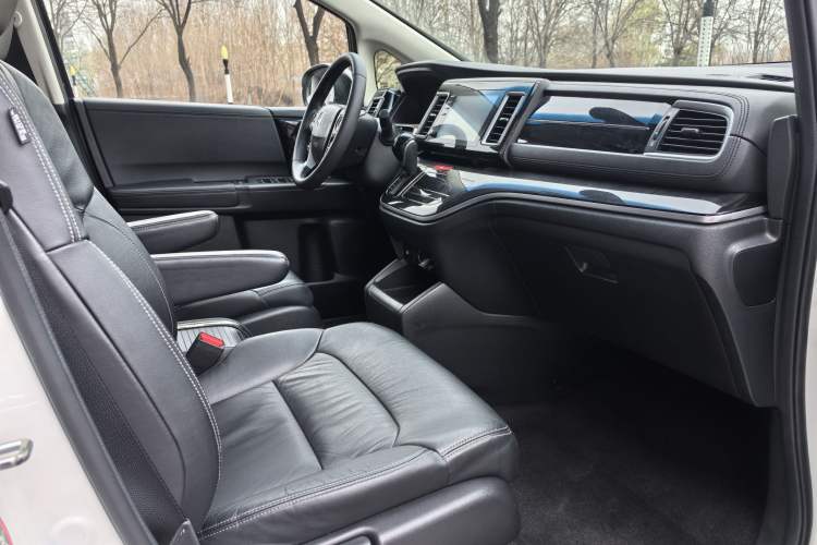 Used Honda Elysion 2019 2.0L Hybrid Luxury Edition