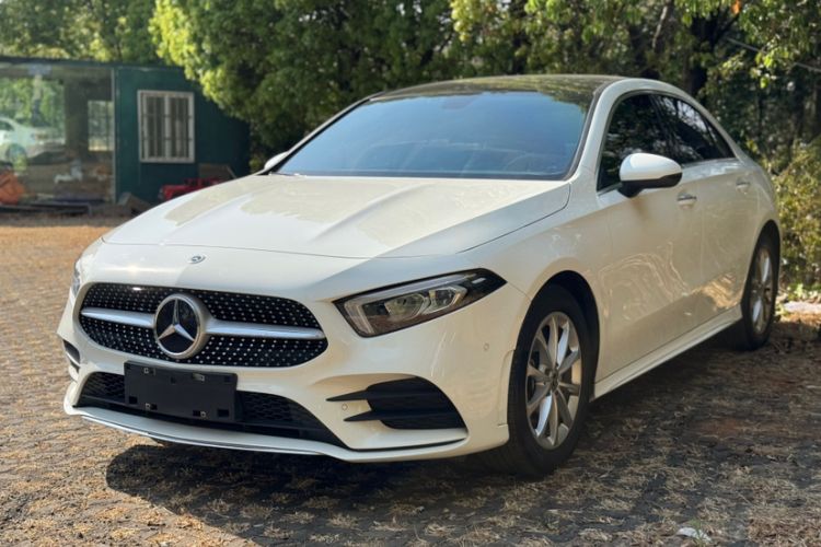 Used Mercedes-Benz A-Class 2021 A 200 L Sport Sedan Fashion Model Left Front Headlight