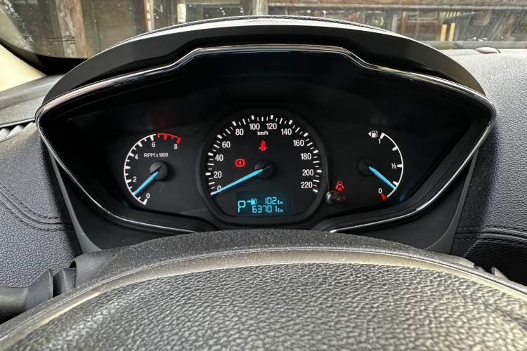 Used Ford Escort 2015 1.5L Automatic Fashion Model
