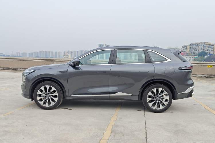 Used CHANGAN CS75 PLUS 2025 4th Generation UItra 2.0T New Blue Whale Smart Intelligent Powertrain Version Exterior 7