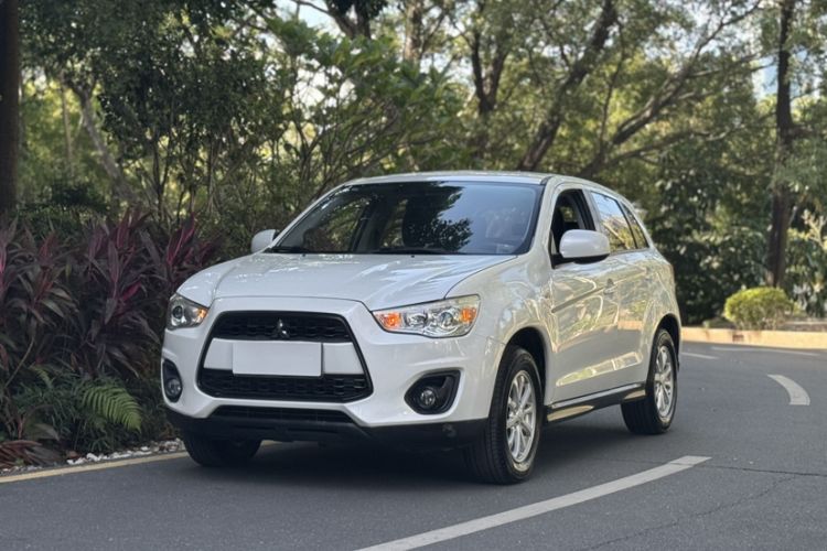 Used Mitsubishi ASX 2015 2.0L CVT Two-Wheel Drive Elite Edition