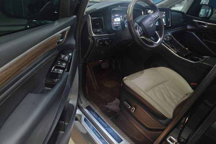 Used GAC Trumpchi M8 2021 Revised Version Lingxiu Series 390T Luxury Edition Interior 7