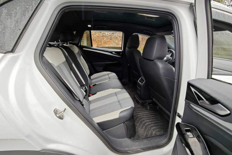 Used Volkswagen ID.4 CROZZ 2022 Standard Range PURE Edition