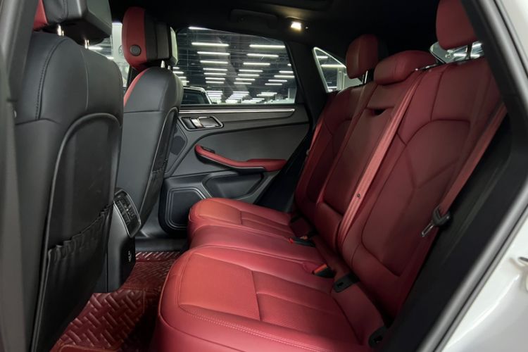 Used Porsche Macan 2022 Macan 2.0T Interior 3