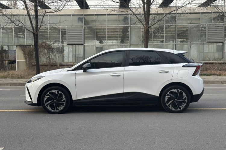 Used MG 4 EV 2023 415 km Range Sea-Faring Champion Edition