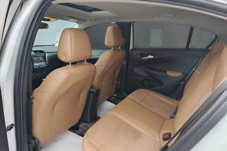 Used Buick Excelle 2018 15N CVT Luxury Version
