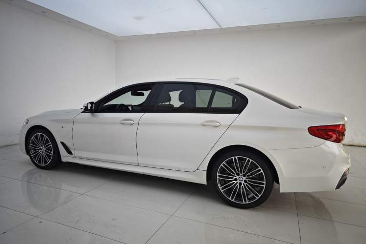 Used BMW 5 Series 2019 530Li Leading Model M Sport Package
