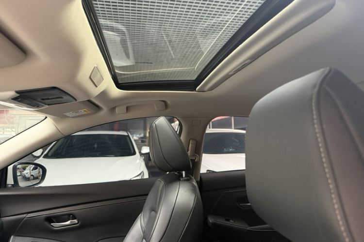 Used Nissan Sylphy 2023 Revised 1.6L CVT Enjoyment Edition Interior 12